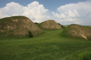 Read more about the article Piramidele de la Șona