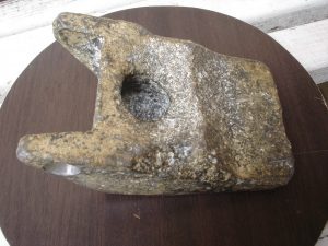 Read more about the article „Călcâiul de la Aiud”, un obiect din aluminiu, vechi de 250.000 de ani, descoperit în 1973, în Aiud