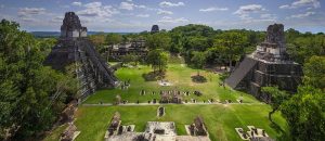 Complexul piramidal din Guatemala