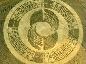 Read more about the article Cercurile din lanuri – mesaje de la extraterestri