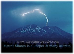 Muntele Shasta din California și tunelul către Agartha