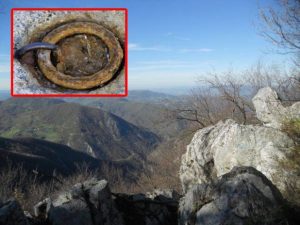 Inel gigant, vechi de 30 milioane de ani, descoperit în Piramida Soarelui din Bosnia
