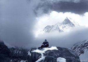 Read more about the article Călugării tibetani demonstrează oamenilor de știință puterile paranormale pe care ei le au