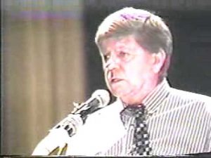 John Coleman, fost ofiţer MI6, despre Noua Ordine Mondială: Un singur guvern mondial, o singură monedă şi o singură religie, sub o oligarhie permanentă, care se alege singură din cercurile ei, fără consultarea popoarelor, sub forma unui sistem feudal, ca în Evul Mediu