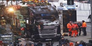 Read more about the article Operațiune „Steag Fals” – atacul de la Berlin – atacatorul și-a „uitat” documentul de identitate în camionul folosit