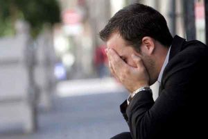 Read more about the article Uite cum dezamăgirile duc la depresie!