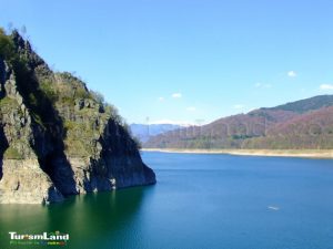 Read more about the article Baza OZN din Lacul Vidraru