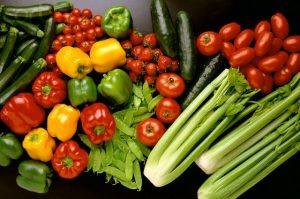 Read more about the article Studiu: „Sângele vegetarienilor are o eficienţă de opt ori mai mare în uciderea celulelor canceroase”