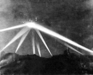Bătălia de la Los Angeles: Cum a încercat armata americană să doboare un OZN