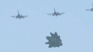 Cazuri inexplicabile: Avioane răpite de OZN-uri