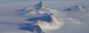 Read more about the article Poarta timpului din Antarctica