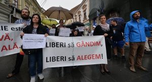 Read more about the article Noul totalitarism. Vaccinarea obligatorie şi naționalizarea trupurilor românilor