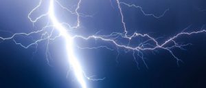 Read more about the article Este cert, fulgerele sunt capabile să declanșeze reacții nucleare în atmosferă