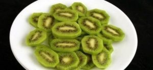 Read more about the article Kiwi reduce riscul apariției cancerului și a bolilor de inimă