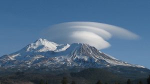 Read more about the article Top 10 baze secrete ale extratereştrilor pe Terra. Una dintre ele se află în România