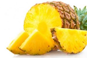 Read more about the article De ce să mâncăm ananas?