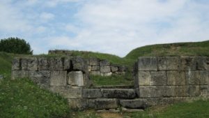 Read more about the article Cetatea dacică Blidaru din Munţii Orăştiei, un loc plin de mistere