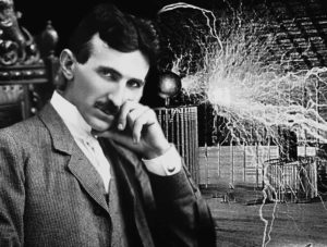 Read more about the article Nikola Tesla și farfuria sa zburătoare