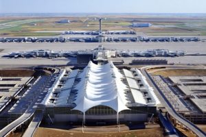 Baza militară aflată sub aeroportul din Denver (SUA)