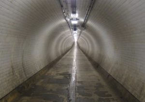 Anomalii temporale în tunelul Woolwich de sub râul Tamisa