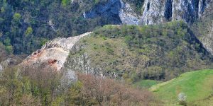 Read more about the article Cetatea dacică de la Ardeu, Hunedoara
