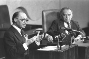 Read more about the article Premierii Israelului, Menachem Begin și Yitzhak Shamir, cei care au condus organizațiile teroriste Irgun și Stern